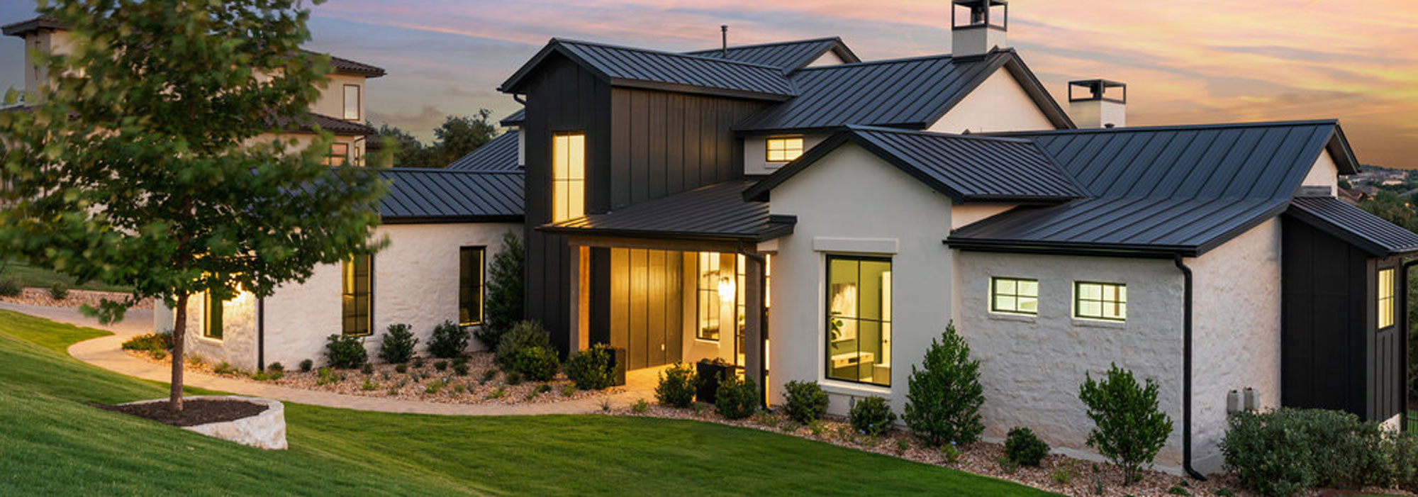 Farmhouse-Oasis-Exterior-Featured